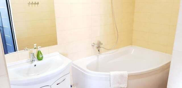 Апартаменты Apartment Lazurniy Нур-Султан-57